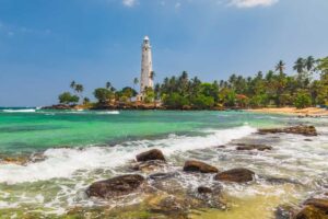 Dondra Head Lighthouse: Sri Lanka’s Southernmost Beacon